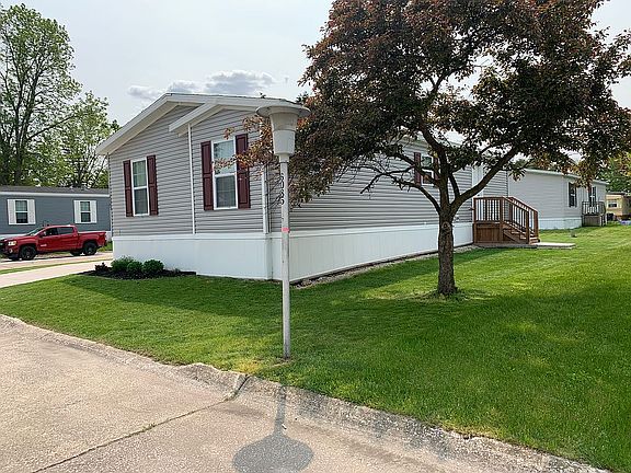 4th image of 6085 University Ave