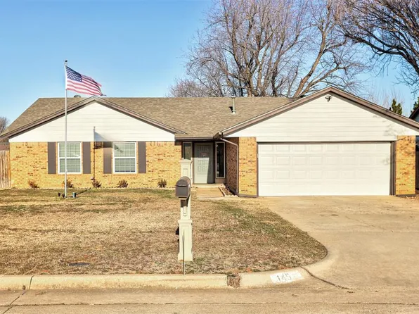 145 Pawnee Pl, Yukon, OK 73099