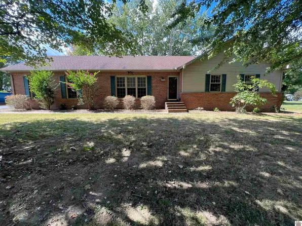 1225 Robertson Rd N, Murray, KY 42071