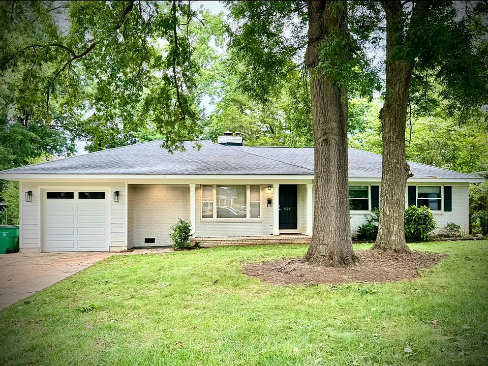1329 Mockingbird Ln