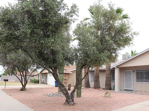 3rd image of 5907 S Parkside Dr