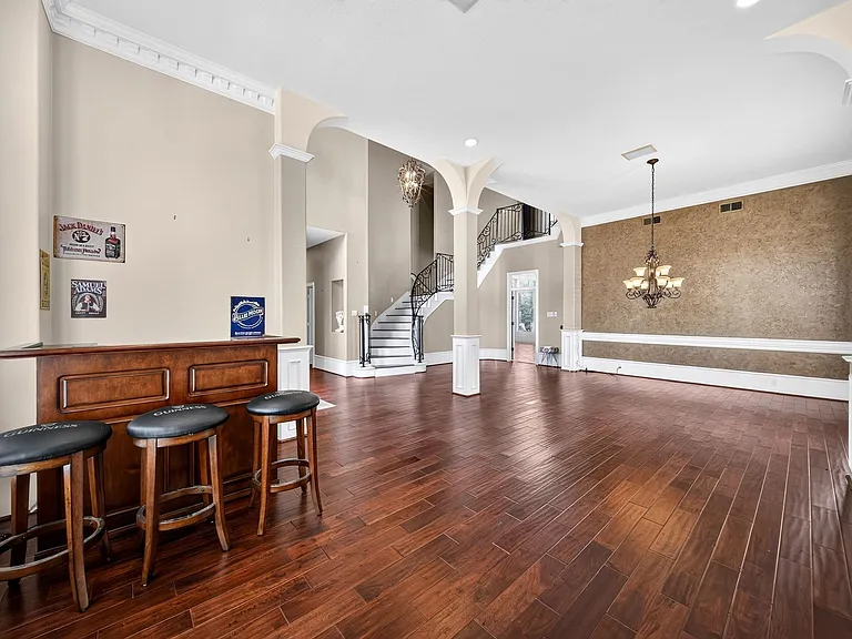 16410 Emilia Ct — Photo 10