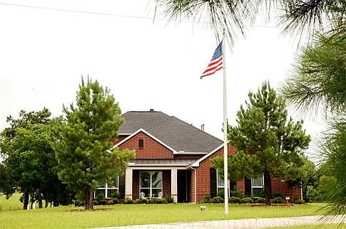 4th image of 16020 Pine Country Blvd