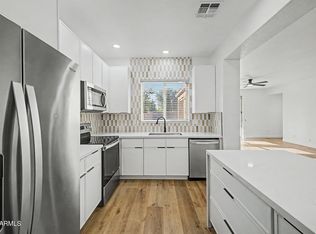 706 E Las Colinas Pl, Chandler, AZ 85249