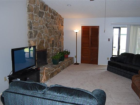 3rd image of 5026 Presidio Dr