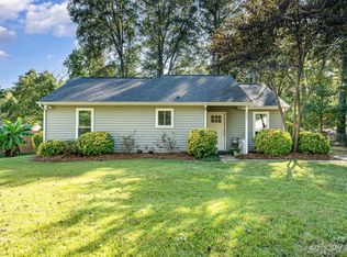 6008 Trysting Rd, Charlotte, NC 28227