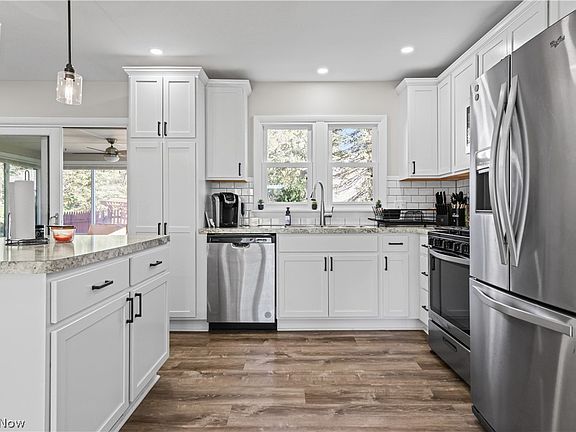 5th image of 3267 Nidover Dr