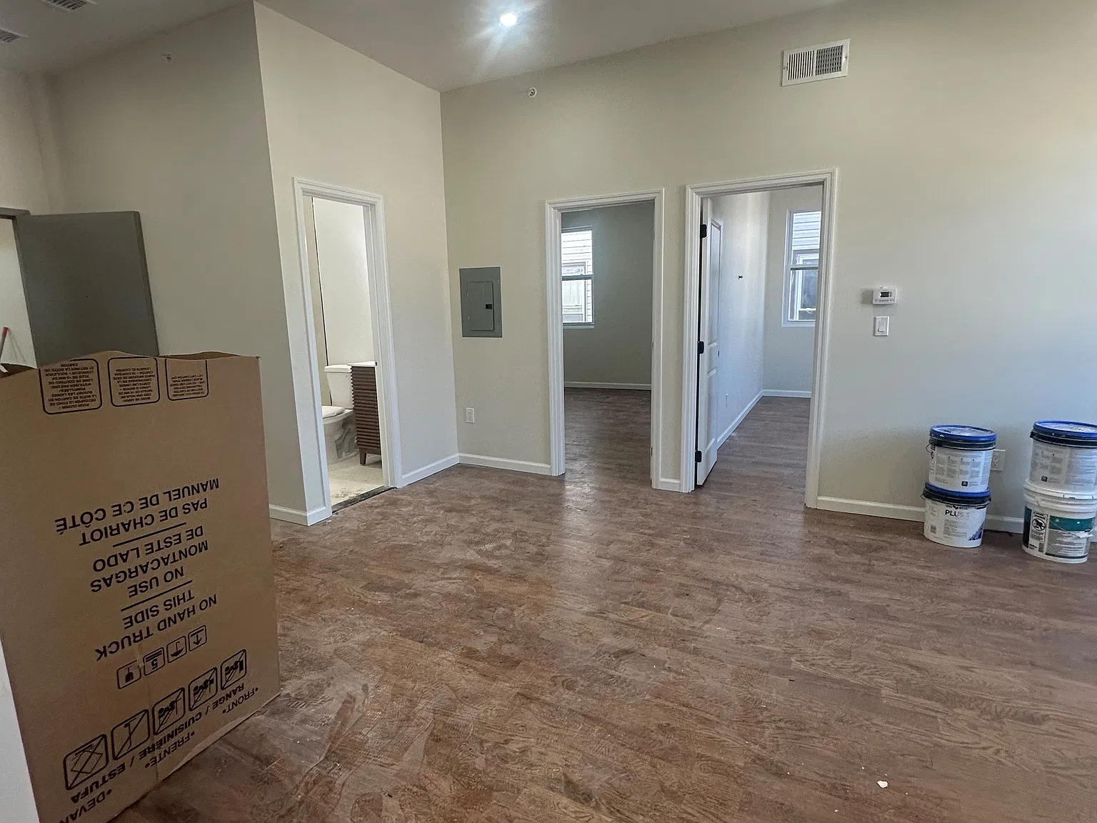 3 bed, $3,150 — Photo 2