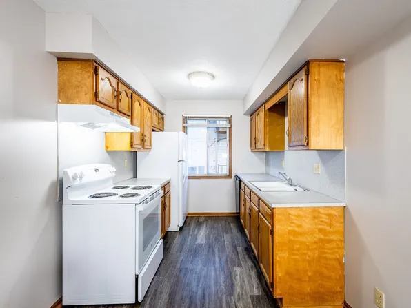 46th Street Apartments