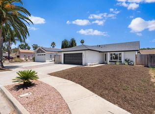 1452 Red Bark Rd, Escondido, CA 92029