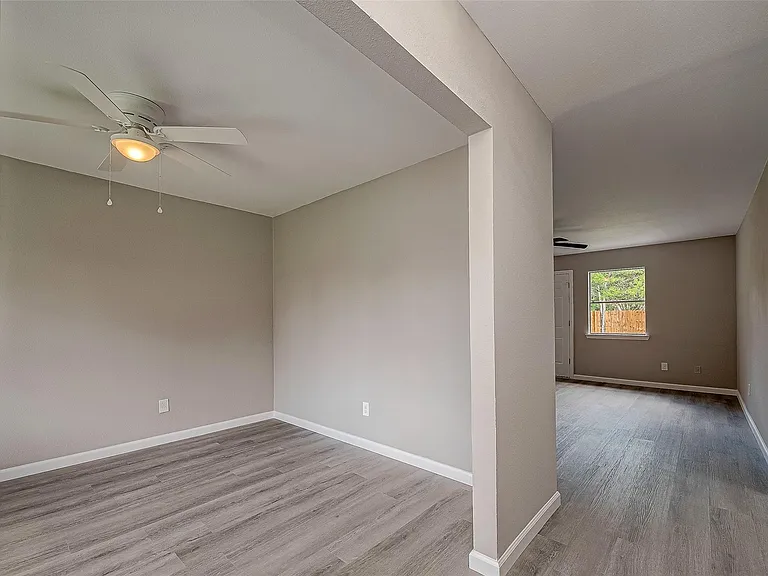 8619 Valley Meadow Dr — Photo 13