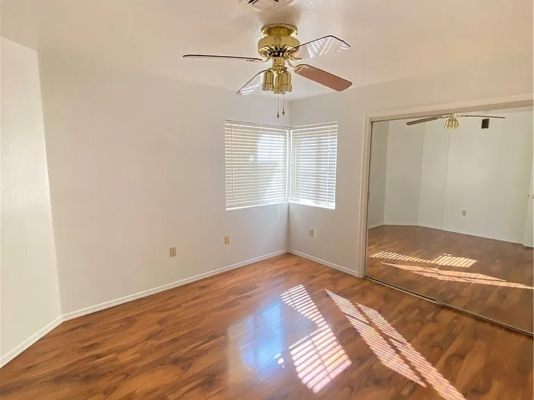 9012 Starmount Dr — Photo 16