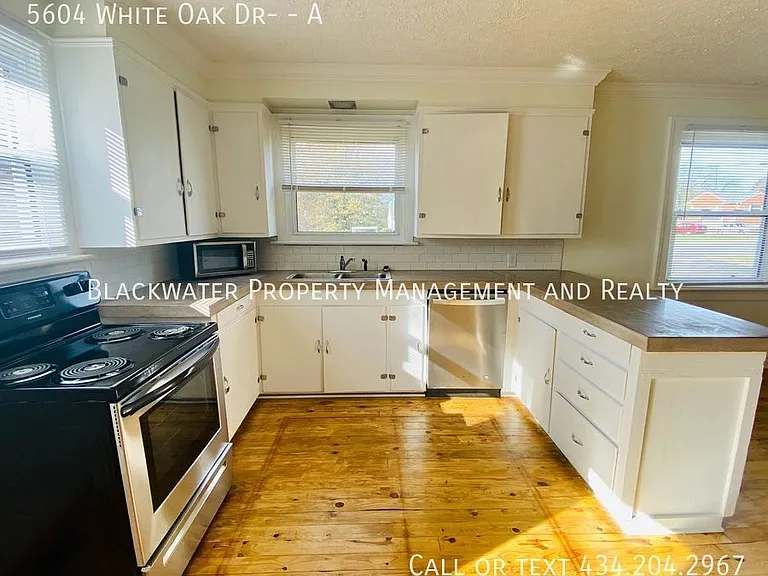 5604 White Oak Dr #A — Photo 7