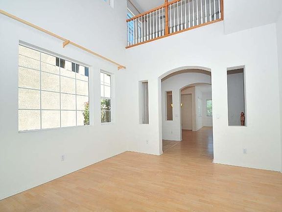 4th image of 11309 Miro Cir