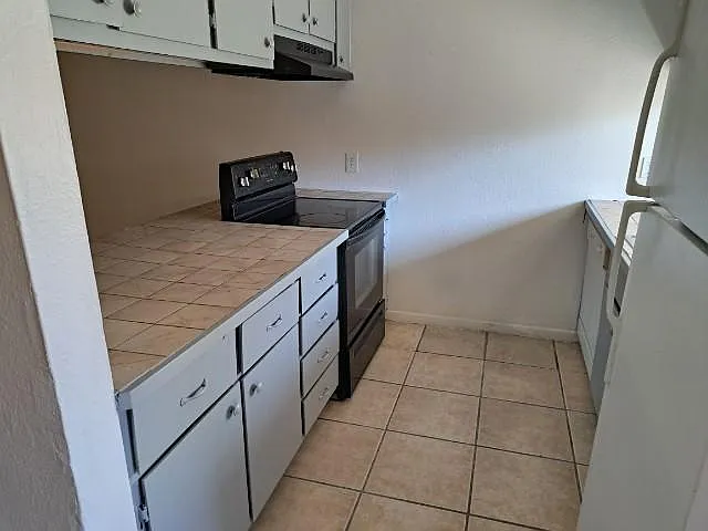 5122 N 22nd Ave #6 — Photo 6