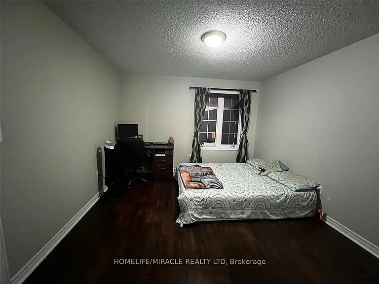 17 Gosling St — Photo 13