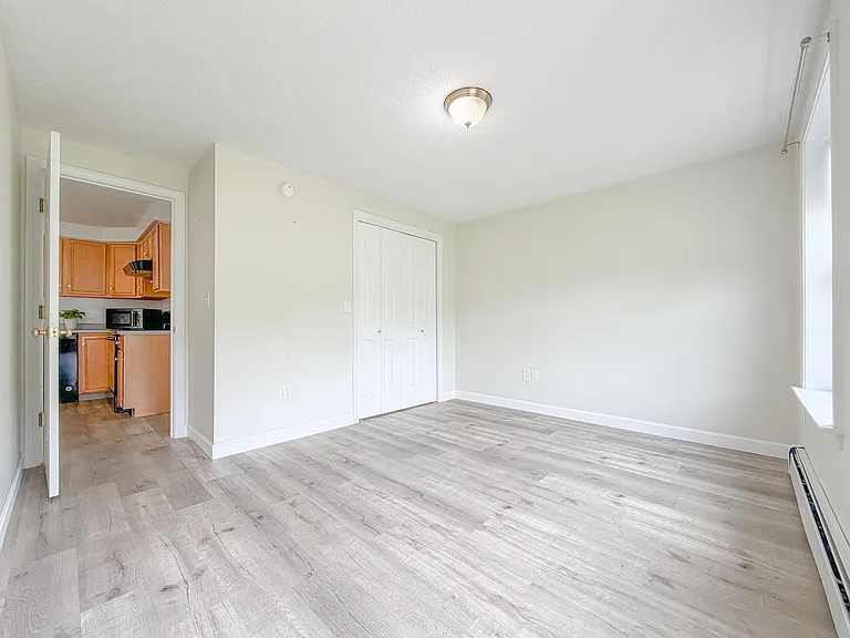 9 Dakota Dr — Photo 11
