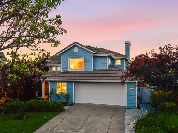 301 Saint Martin Dr, Redwood City, CA 94065