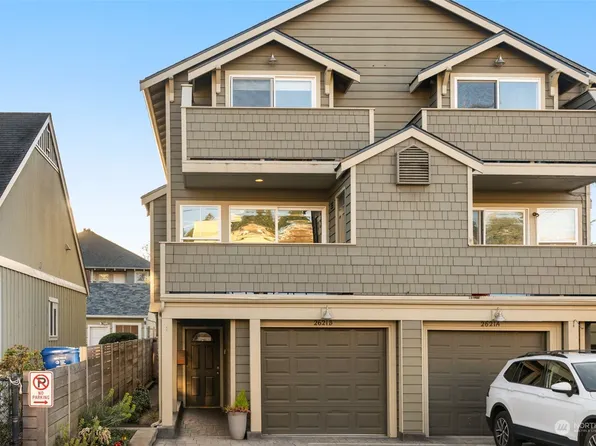 2621 Marine Avenue SW #B, Seattle, WA 98116