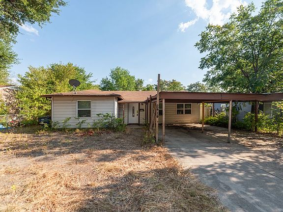 2nd image of 2414 Larry Dr