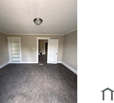 3rd image of 10409 Harvard Ave #Up