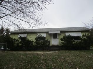 9 Dug Hill Rd, Holland, MA 01521