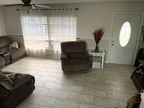 3rd image of 9167 108th St