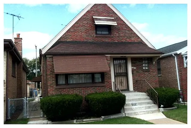 11018 S Avenue O photo 1