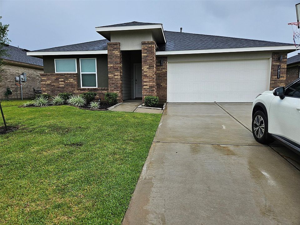 1st image of 7831 Murciana Dr