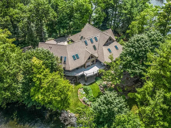 1181 Abseguami Trl, Lake Orion, MI 48362