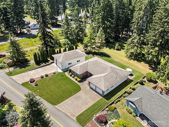 2nd image of 1550 E Old Ranch Road