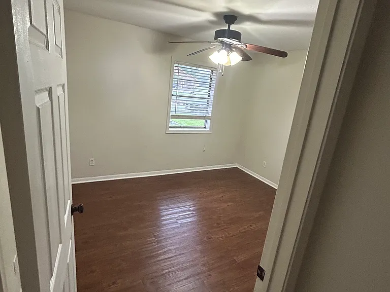 2351 Cornell Dr — Photo 2