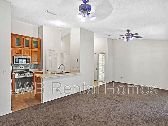 5th image of 2 Aledo Ct