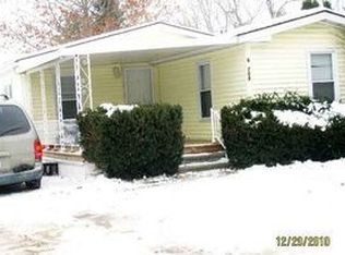 67708 Forest St, Richmond, MI 48062