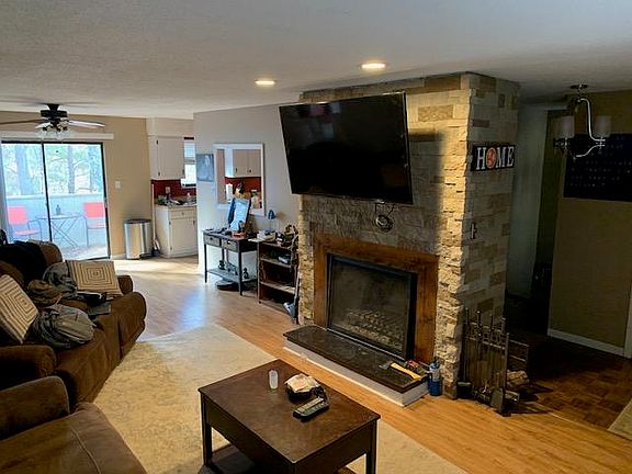 2nd image of 8400 Olde Colony Trl APT 57