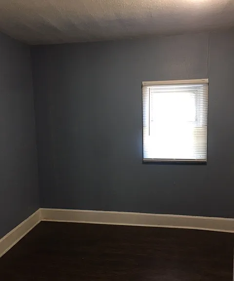 1643 N Tacoma Ave — Photo 2