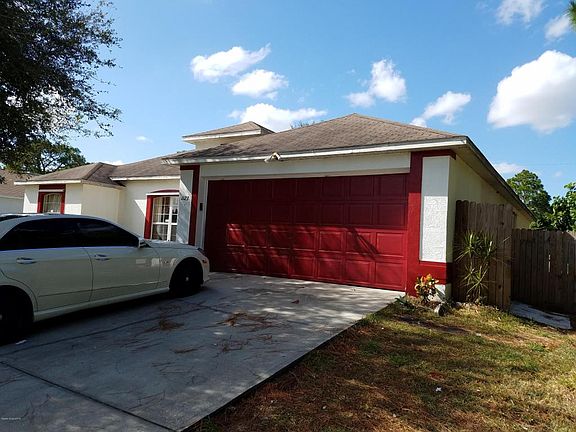 2nd image of 1123 San Matio St SE