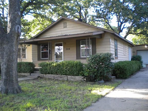 2nd image of 319 E 7th St
