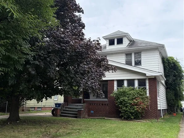 15313 Lake Shore Blvd, Cleveland, OH 44110
