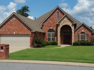 205 Maranes Cir, Maumelle, AR 72113