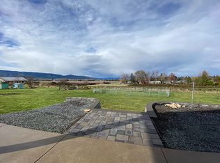 3500 S Stage Rd, Medford, OR 97501