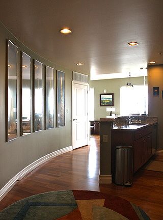 4th image of 215 N CENTER #806