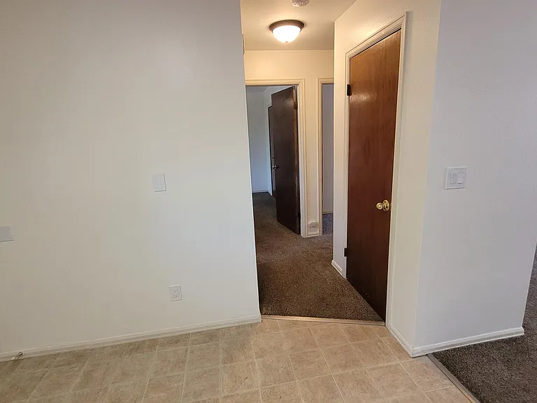1024 S 3rd St — Photo 9