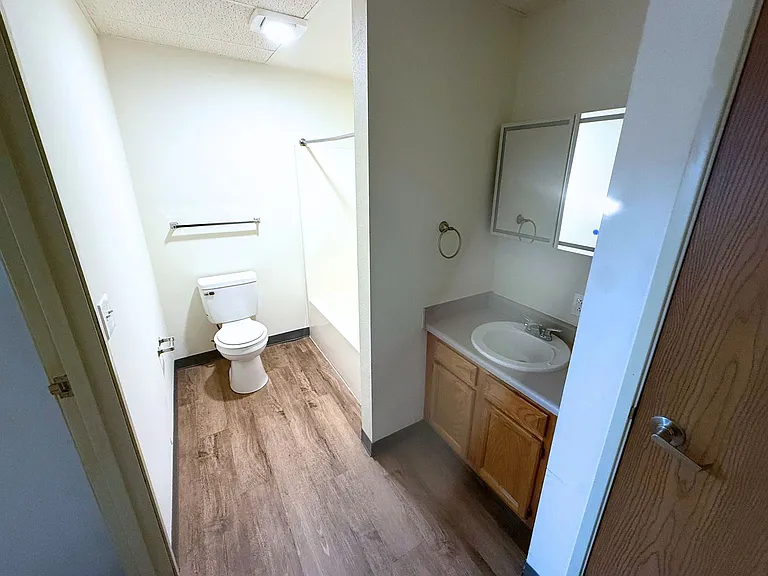 Spacious Living at Heritage Lofts, Piqua — Photo 27