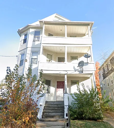 34 Beatty St #2 Photo 1