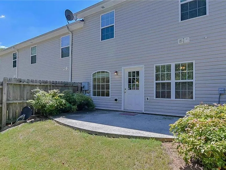 143 Linton Dr — Photo 18