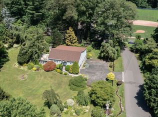 36 Park Ln, Ridgefield, CT 06877