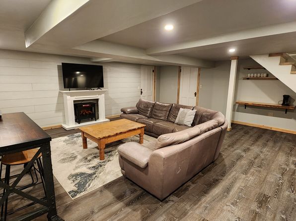 (undisclosed Address)