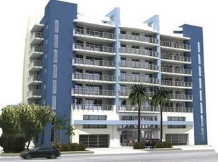 637 NW 1st St, Miami, FL 33128
