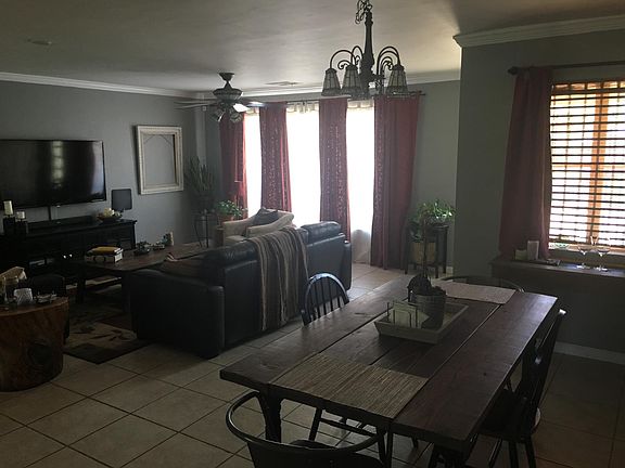 Example of previously furnished Great room view